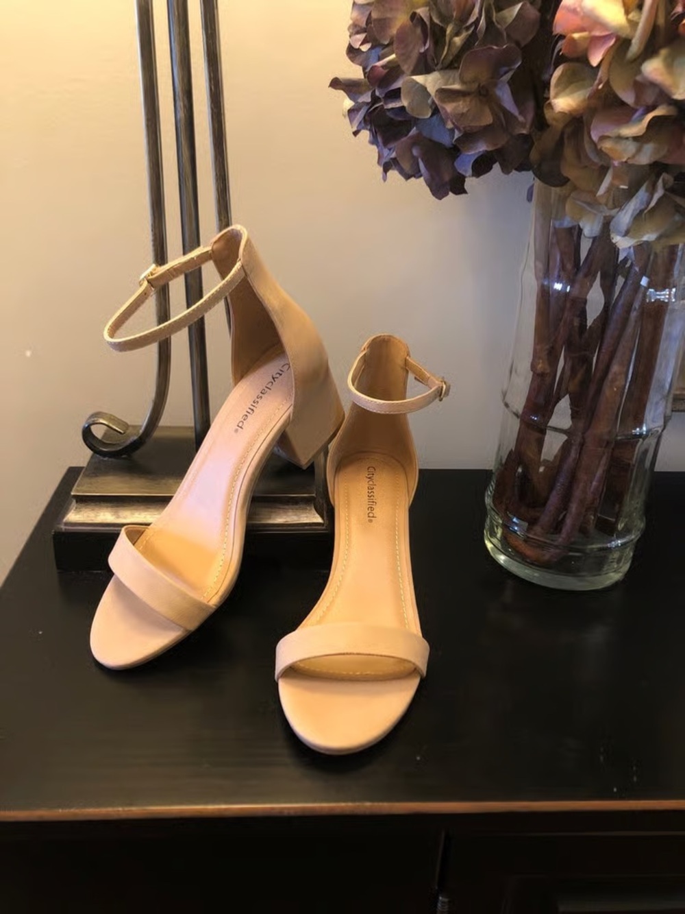 Classic Ankle-Strap Block Heel Sandals - Nude